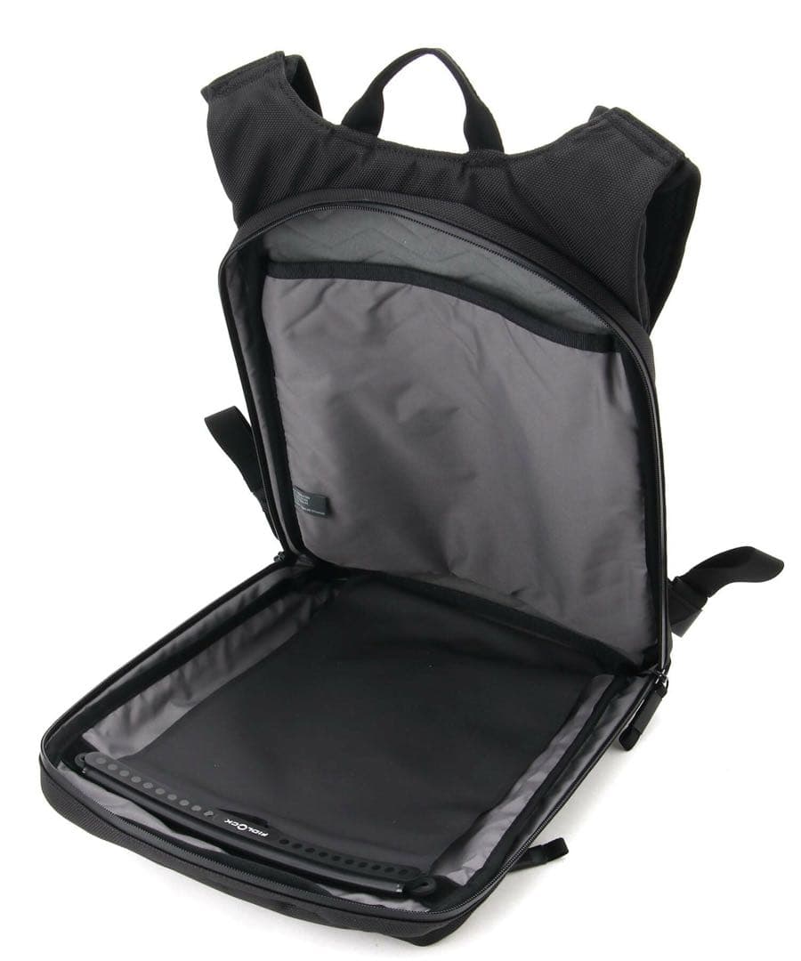 (M)AXCEL DAYPACK SLIM 数回使用　美品