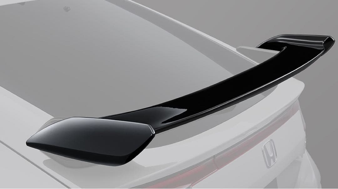 シビック　テールゲートスポイラー　ウイングタイプ