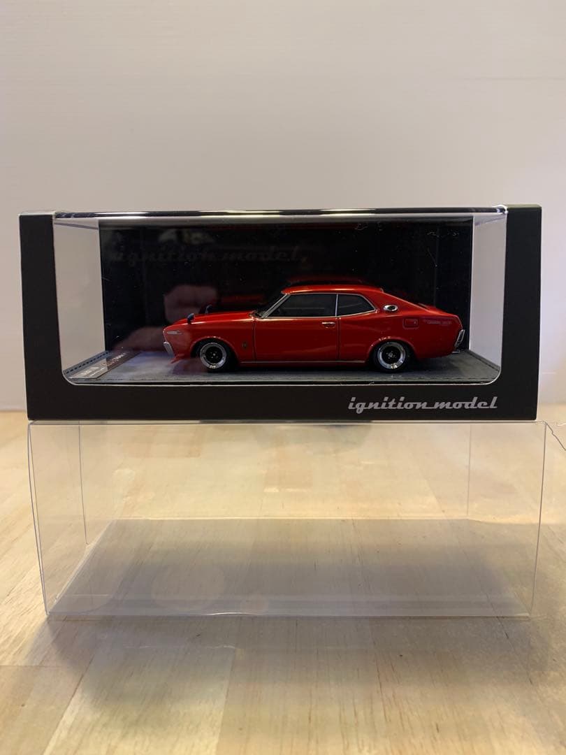 まい　IG 1/43 ローレル　SGX C130 レッド