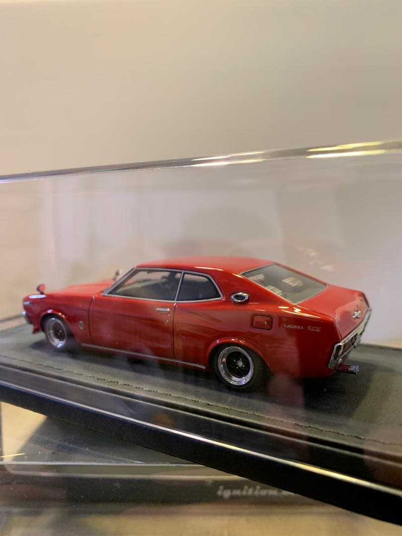 まい　IG 1/43 ローレル　SGX C130 レッド