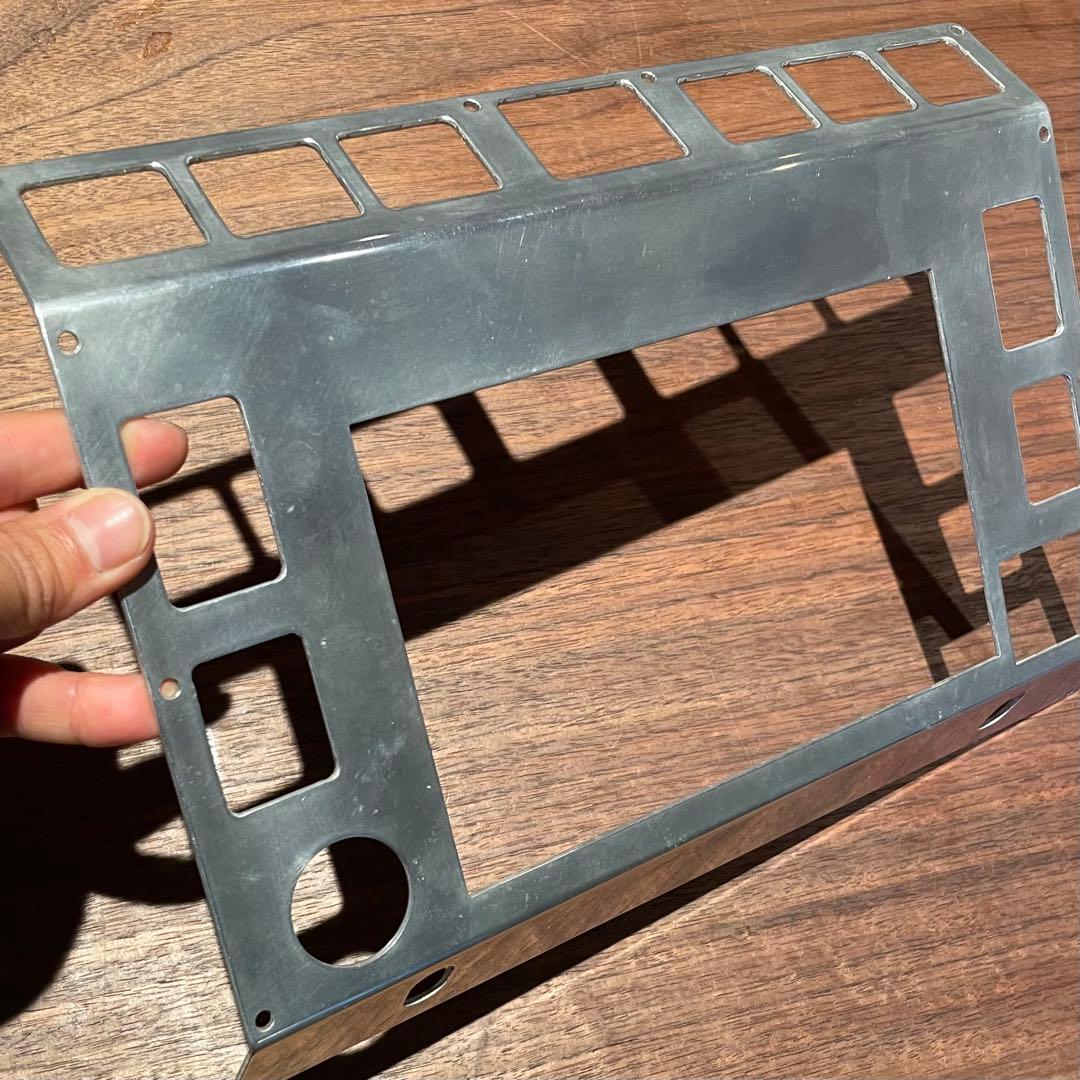 ランドローバー　ディフェンダー 2DINフェイスパネル td5 アルミ素地