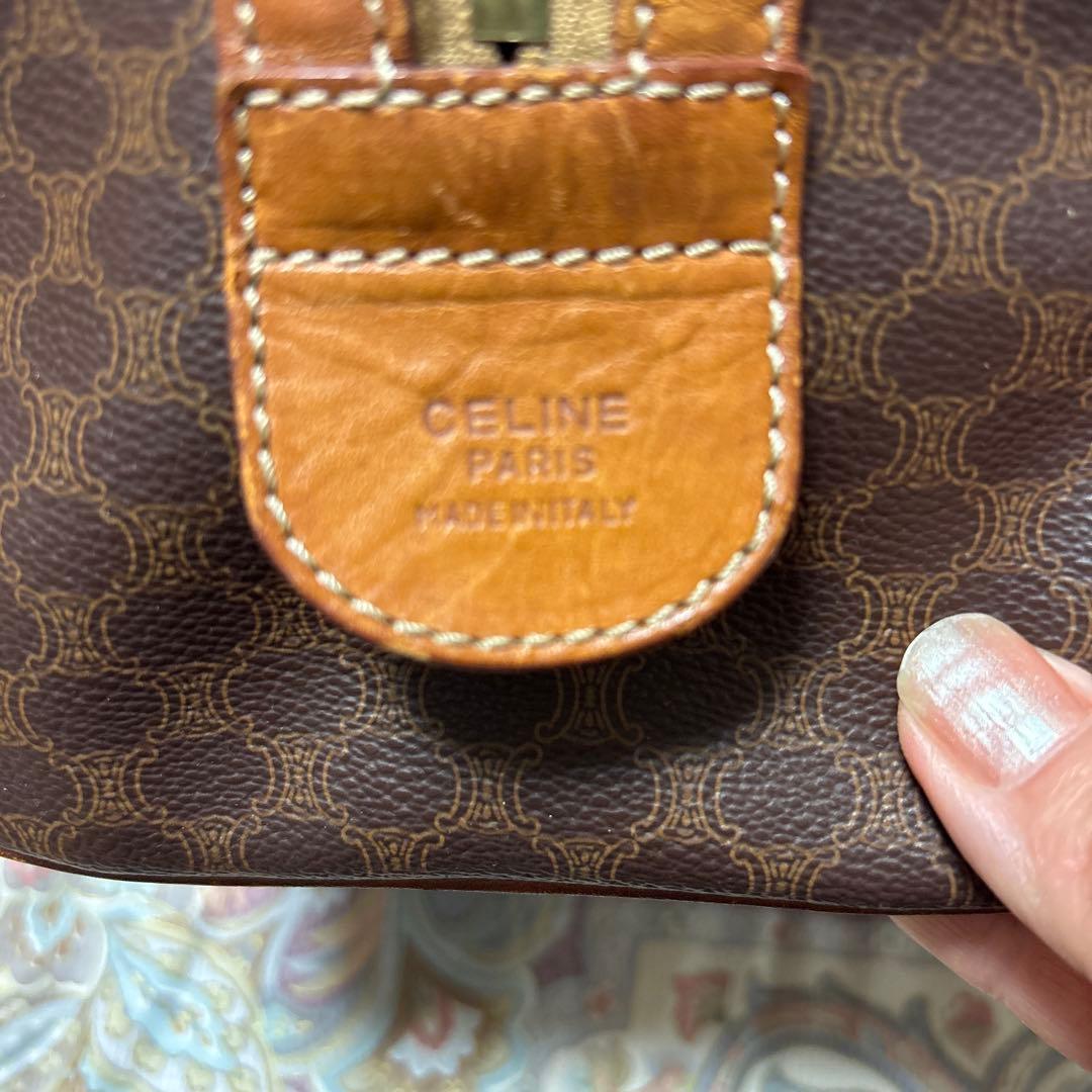 CELINE ブラウンレザードラムバッグ