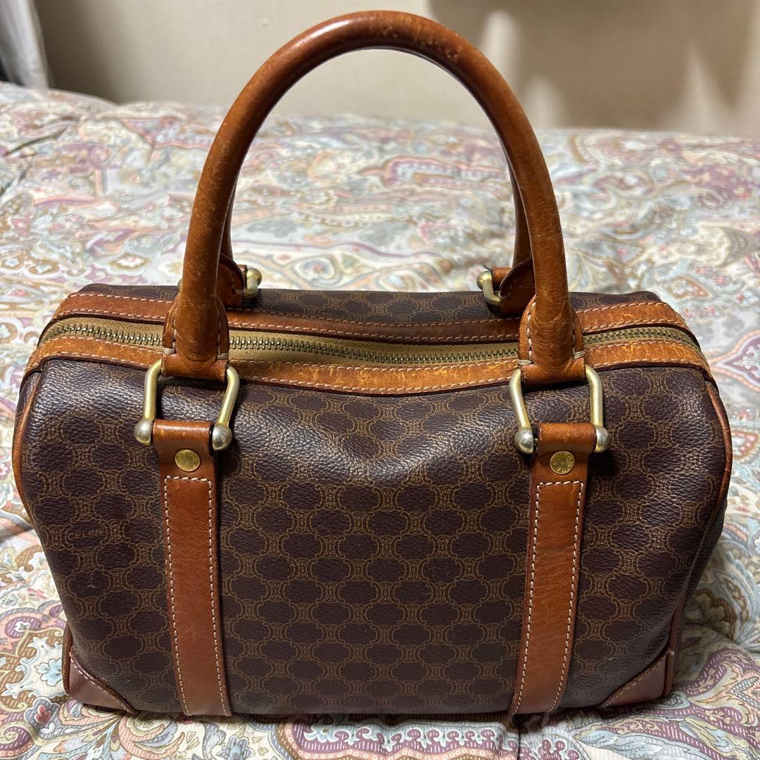 CELINE ブラウンレザードラムバッグ