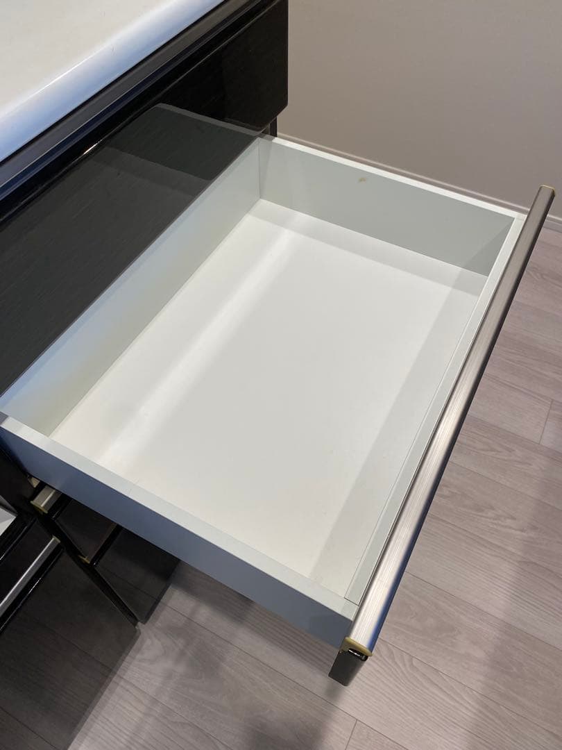 【最終値下げ】【ニトリ】黒の木製食器棚・キッチンカウンター