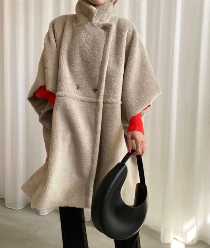 paripari様　AMERI　極美品　ベージュ　ポンチョコート　リバーシブル