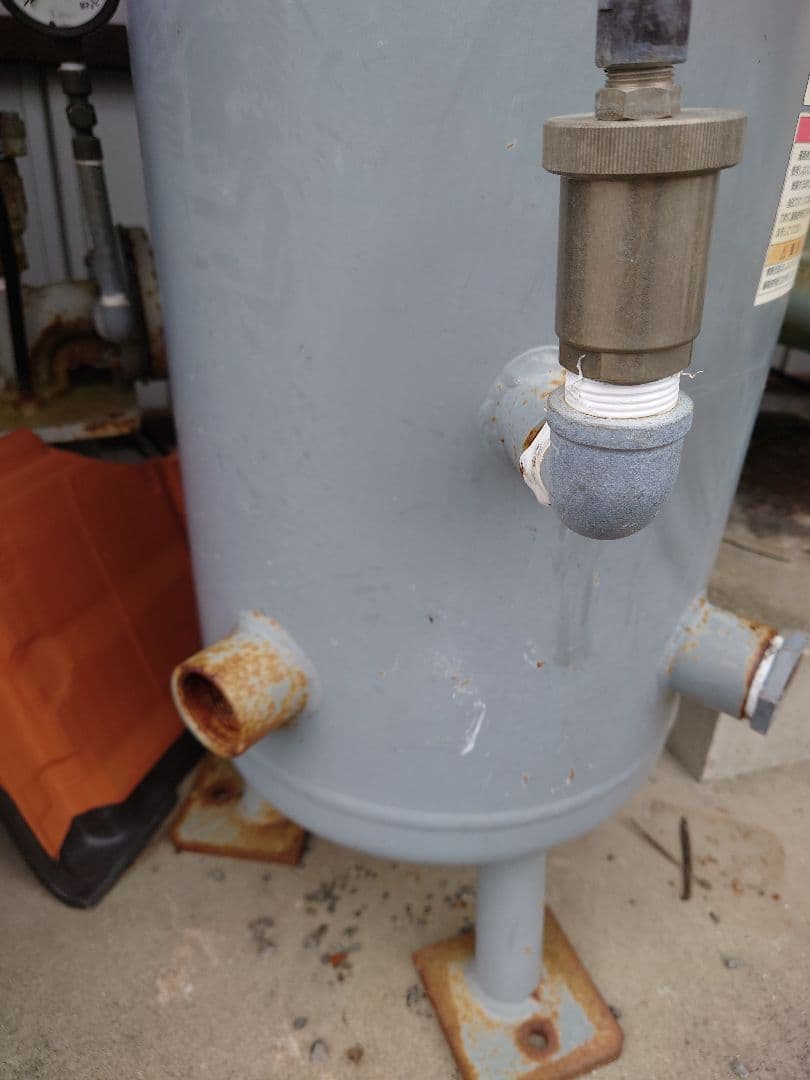 ボーリング（井戸)圧力タンク