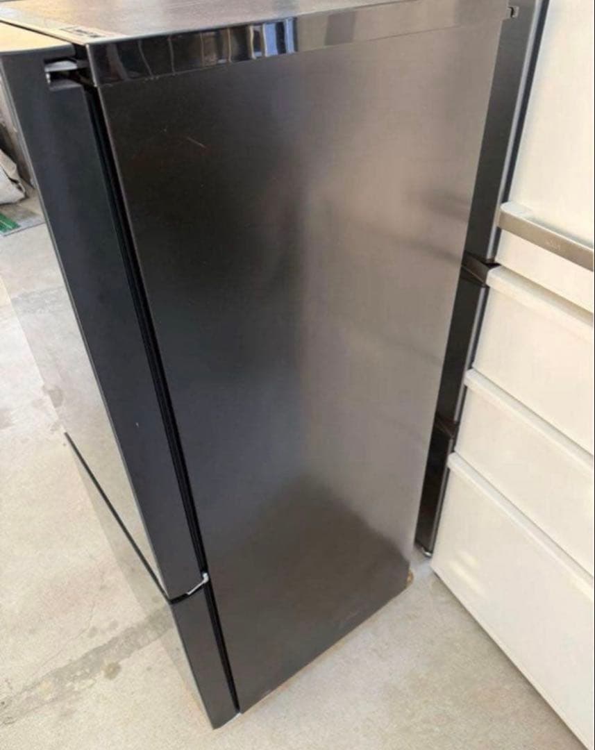 【高年式】2021年式 154L Hisense 冷蔵庫 HR-G1501EM