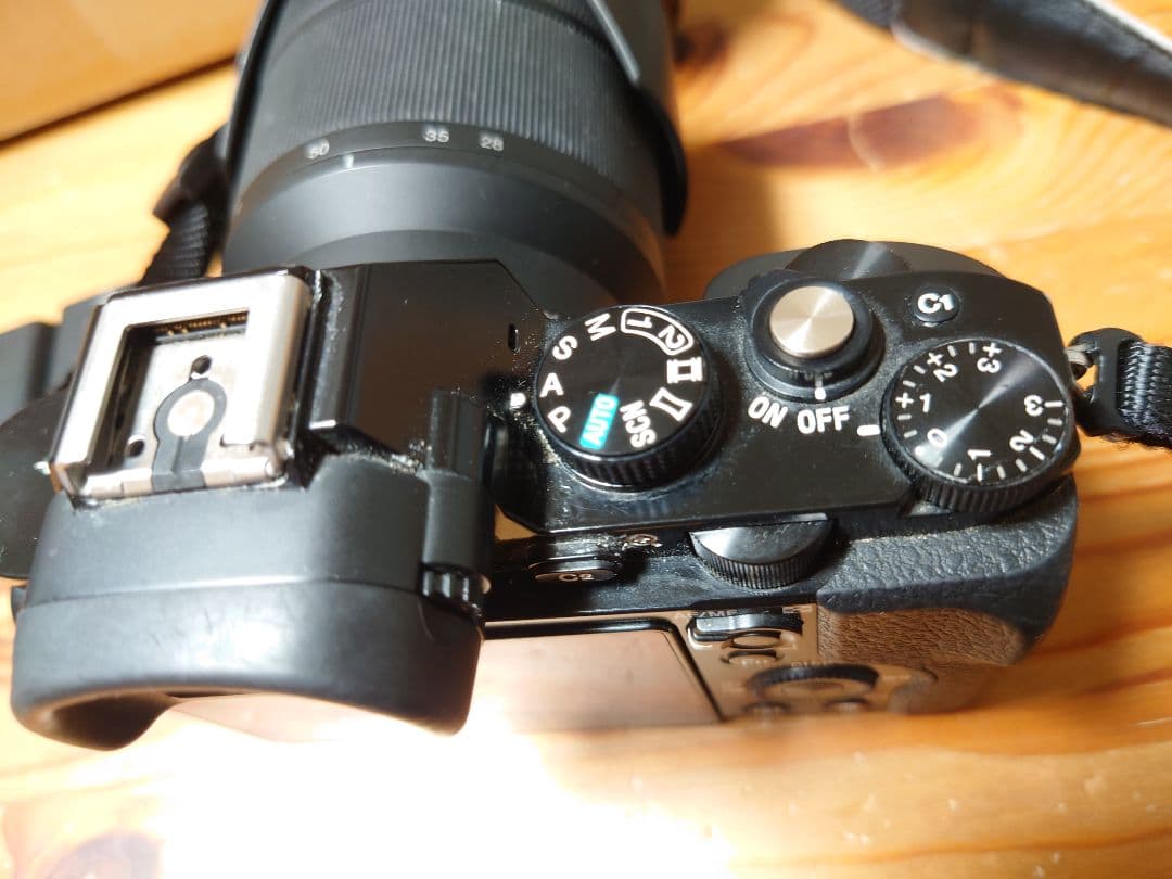 SONYミラーレス一眼　初代α7レンズキット　バッテリー×3+充電器