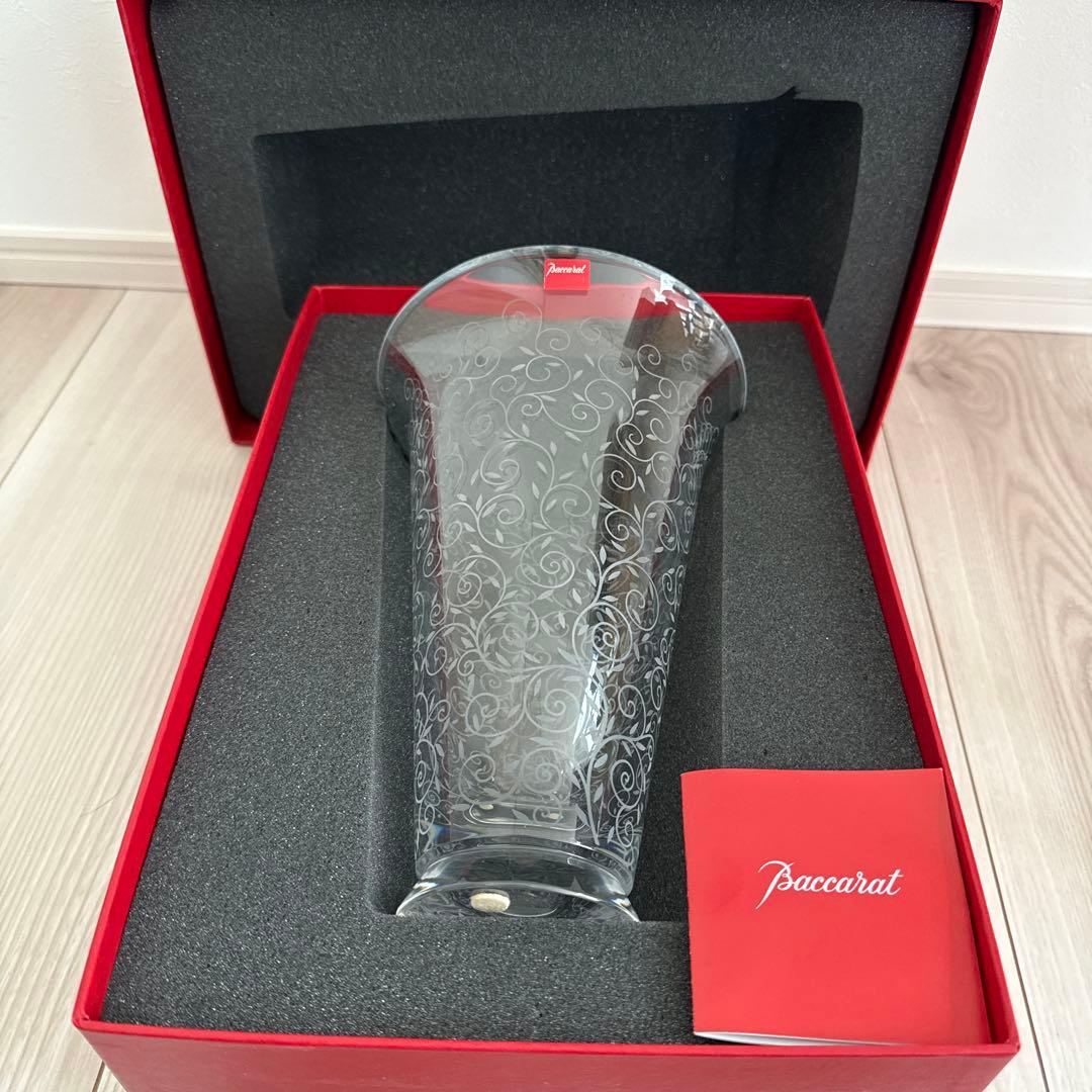 新品未使用　バカラ　花瓶
