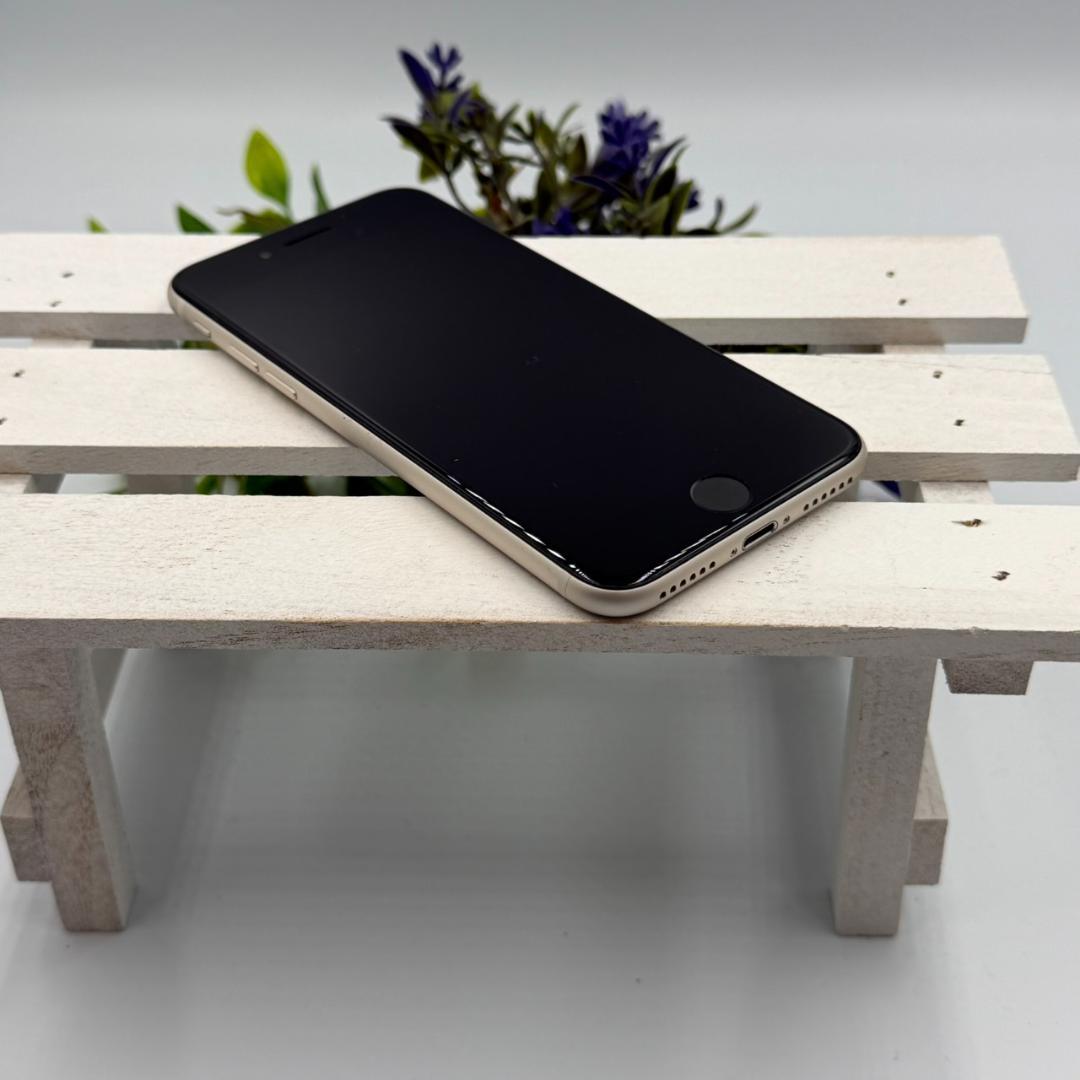 iPhone SE第3世代 64GB スターライト 413