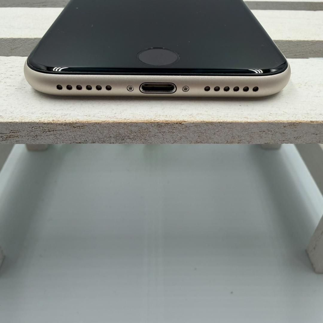 iPhone SE第3世代 64GB スターライト 413