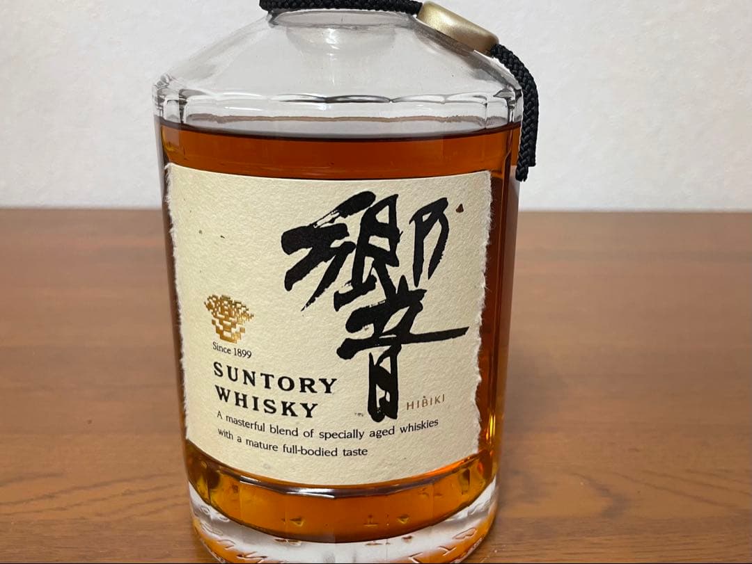 最終値下げ‼️ SUNTORY 響 750ml 裏ゴールドラベル　ゴールドキャップ
