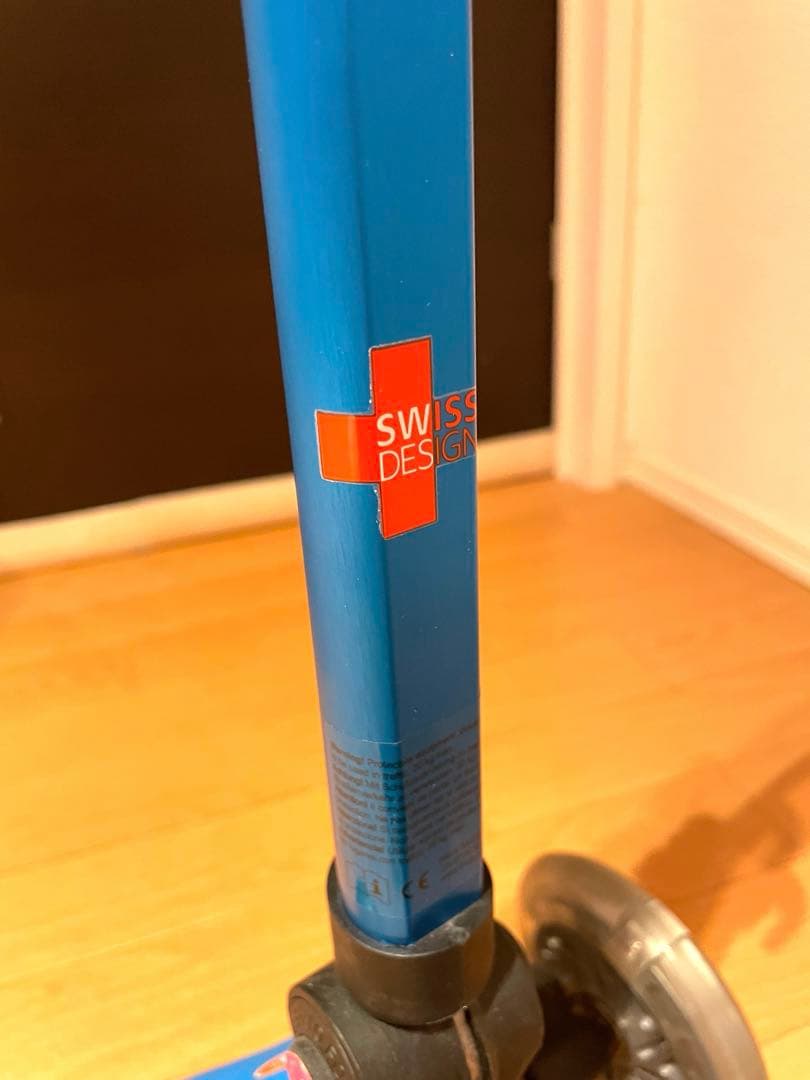 micro✳︎マイクロ キックボード デラックス LED