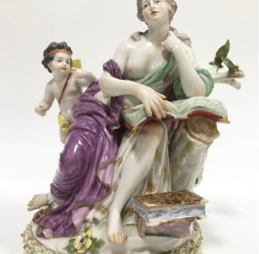 マイセン風 フィギュリン ミューズとキューピッド 高さ21cm（真贋不明）