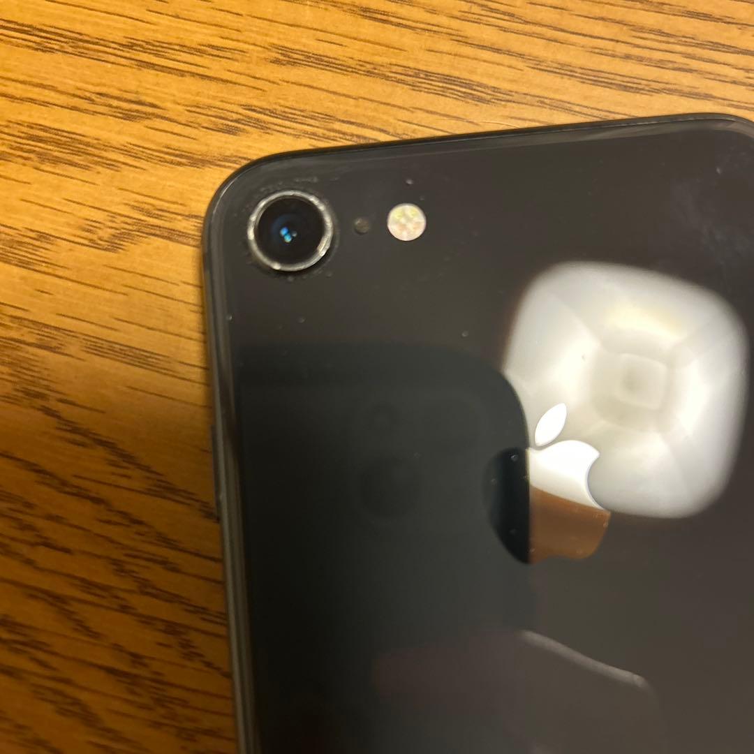 お*り様 Apple iPhone 8 ブラック　64GB