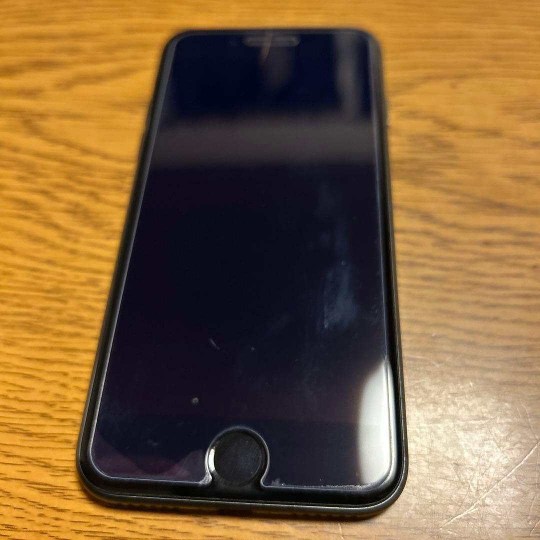 お*り様 Apple iPhone 8 ブラック　64GB