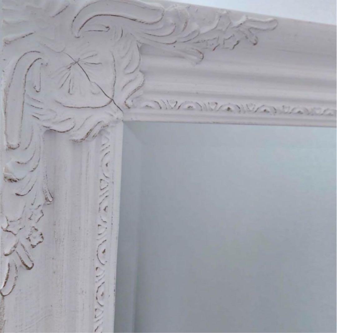 も*か様 アンティーク　シャビーシック　装飾的なホワイトスタンドミラーお正月だけ