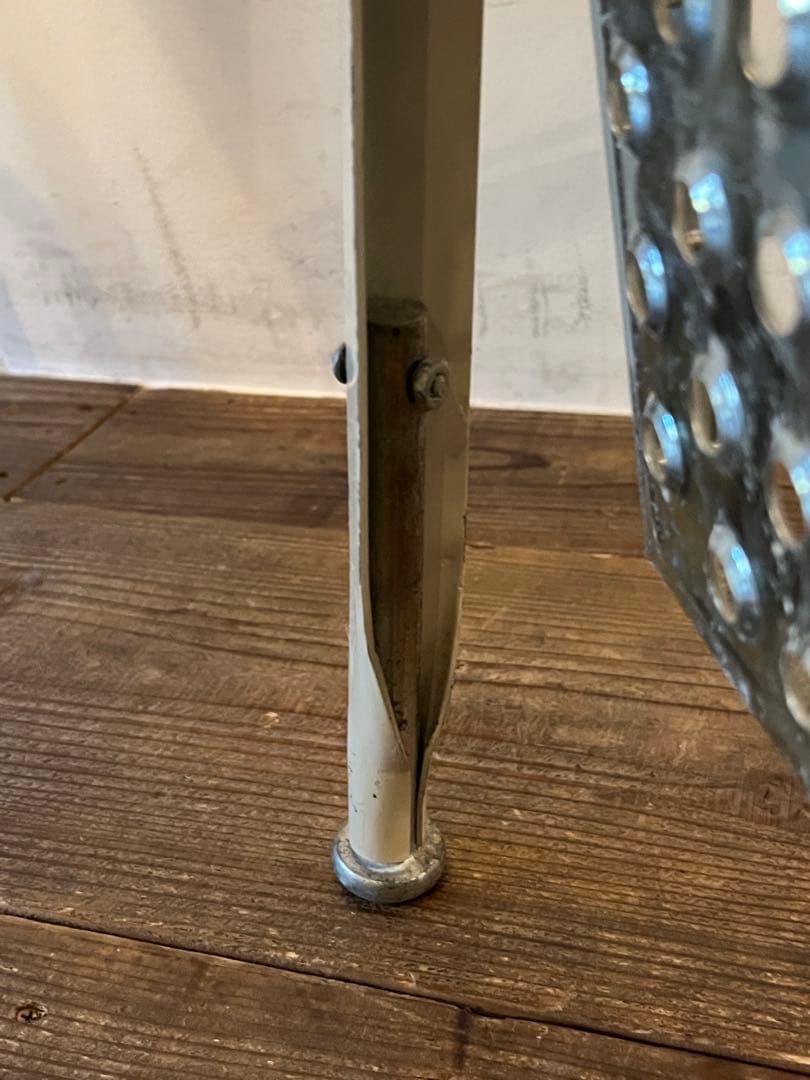 パシフィックファニチャーサービス P.F.S リヨン LYON スツール 廃盤