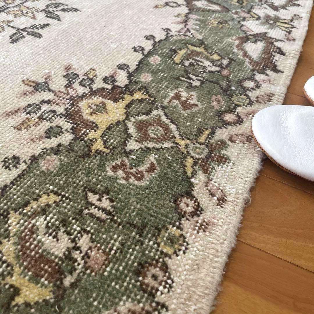 115×206 モスグリーン×クリーム　メダリオン　トルコヴィンテージラグ