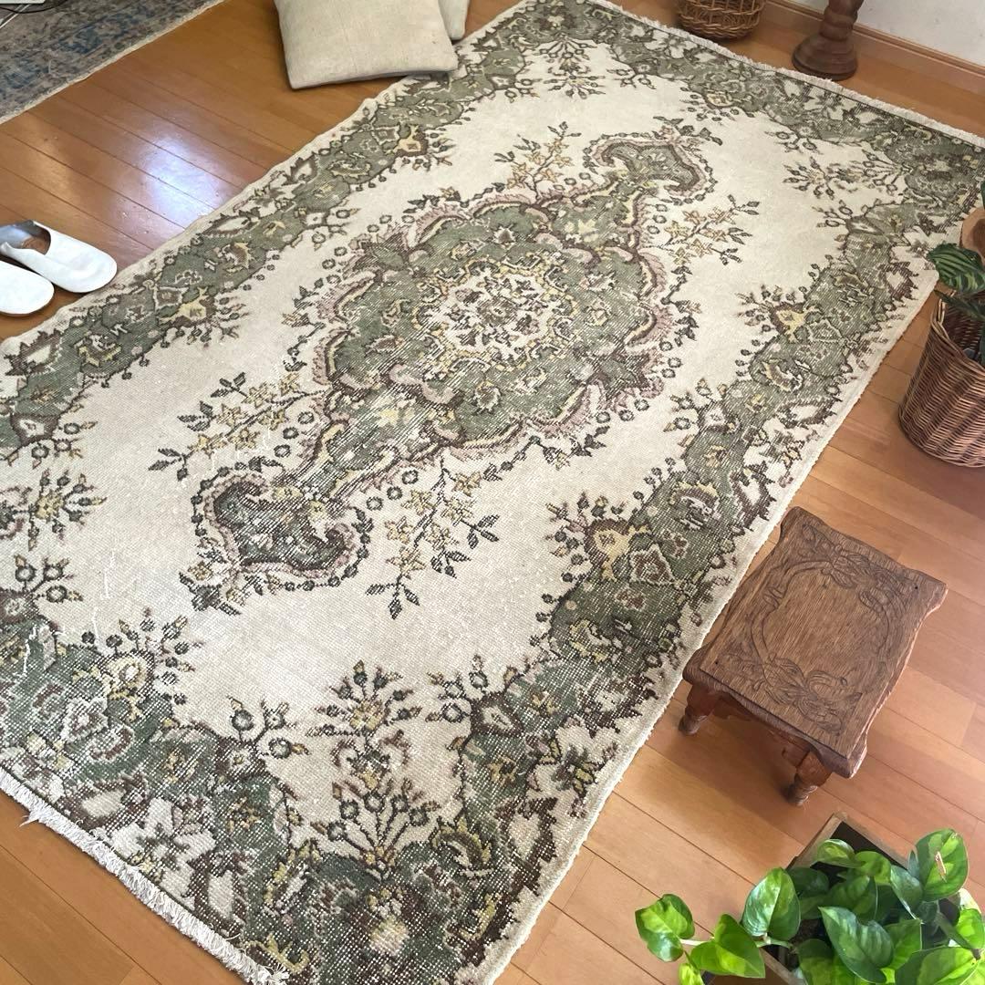 115×206 モスグリーン×クリーム　メダリオン　トルコヴィンテージラグ