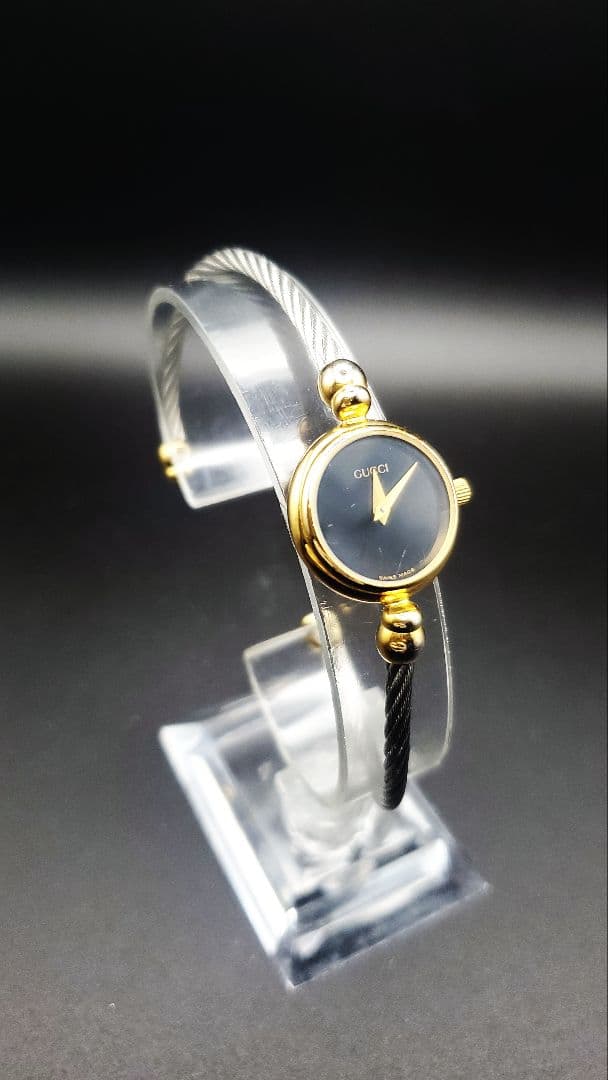 リ*ン様 【稼働品】元箱、説明書付き。　グッチ　GUCCI 2700.2.l