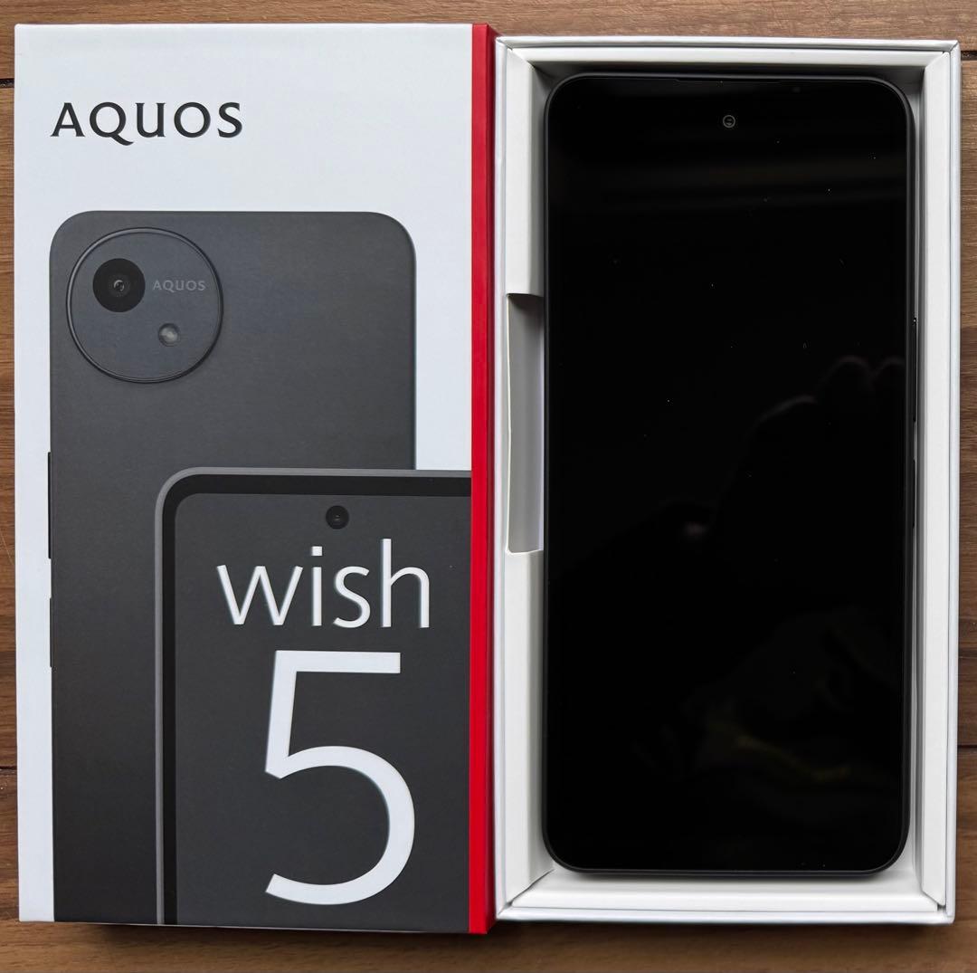 AQUOS wish 5 ブラック 透明ケース 保護フィルム付き