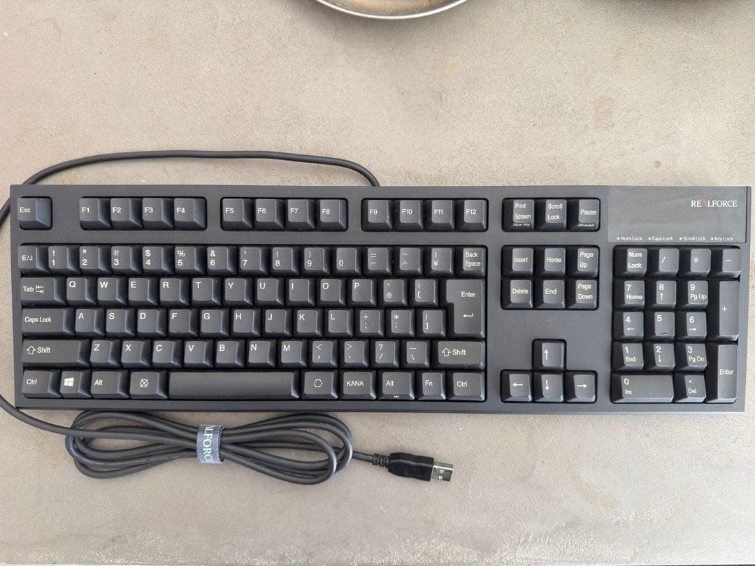 Realforce R2-JP4-BK acrylic カバー付き