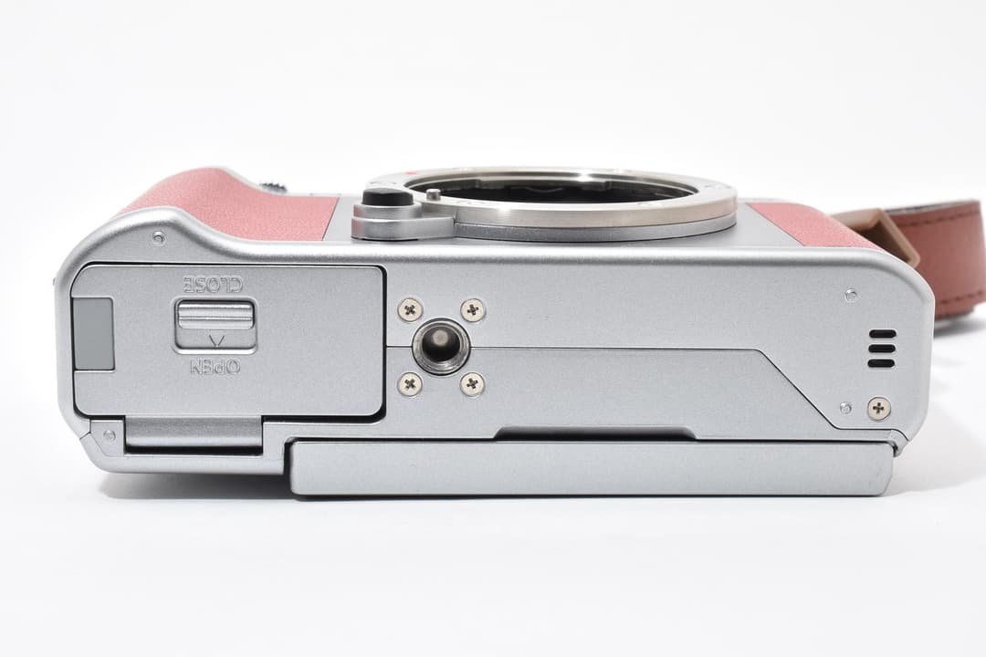 ■極上品■ 富士フィルム X-A5 ピンク #D049