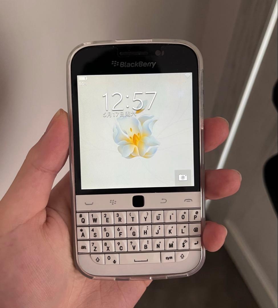 【レア】blackberry classic パンダ色　Q20