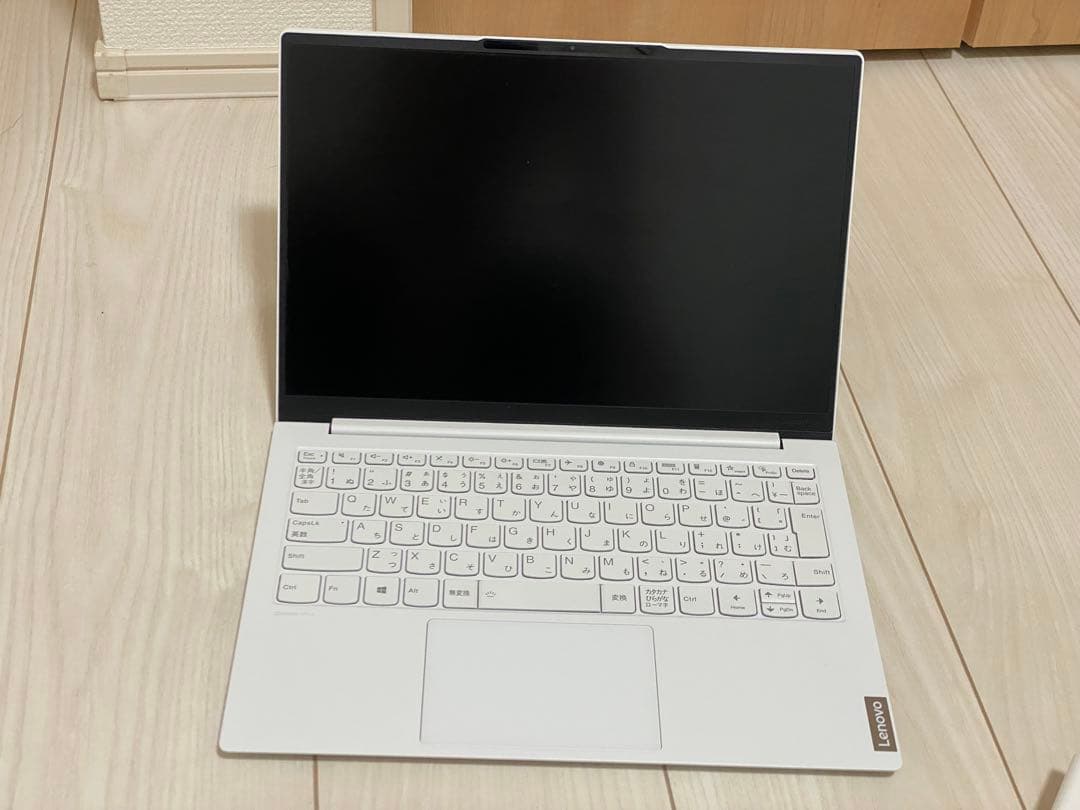 Windowsノート本体 1165G7 Core i7 Lenovo Yoga Slim7 Carbon