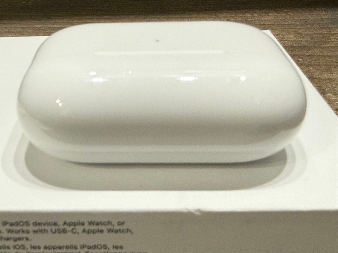 AirPods Pro 2 MagSafe 充電ケース(USB-C) 付き