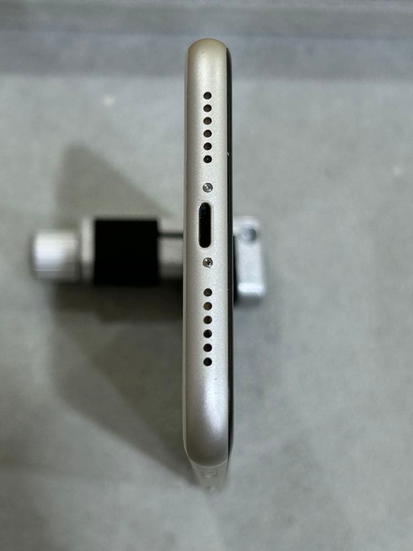 iPhone11 ホワイト 64GB 中古品