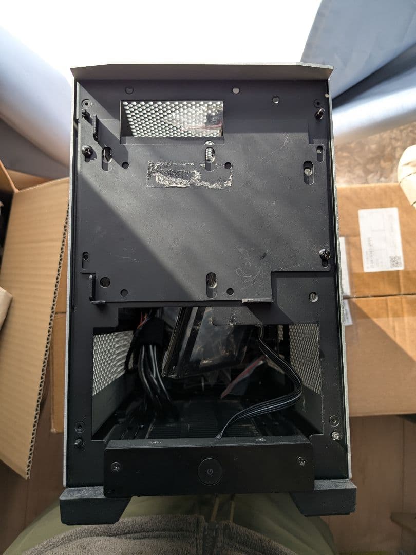 NCASE M1 v6.1 シルバー PCケース