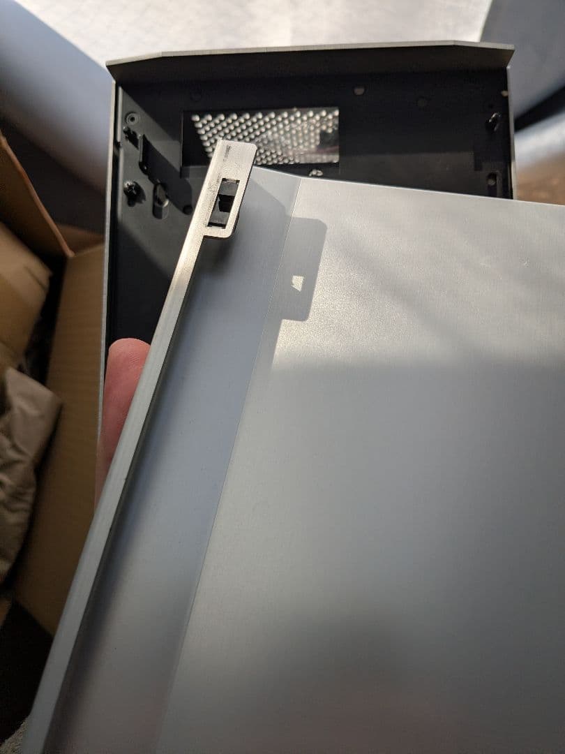 NCASE M1 v6.1 シルバー PCケース