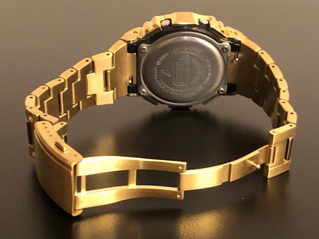中古品　G-SHOCK DW5600 フルメタルカスタム　ゴールド