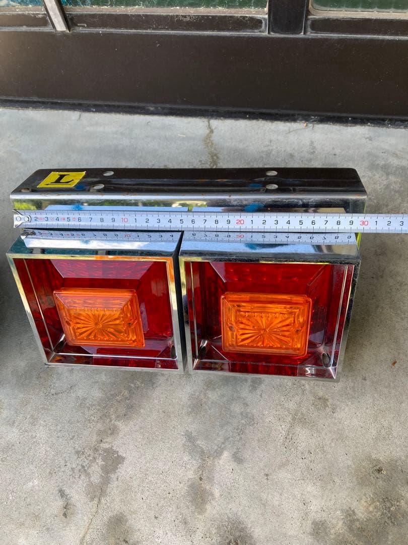 トラック　テールランプ　ジェット　デコトラ　小型　かずくん