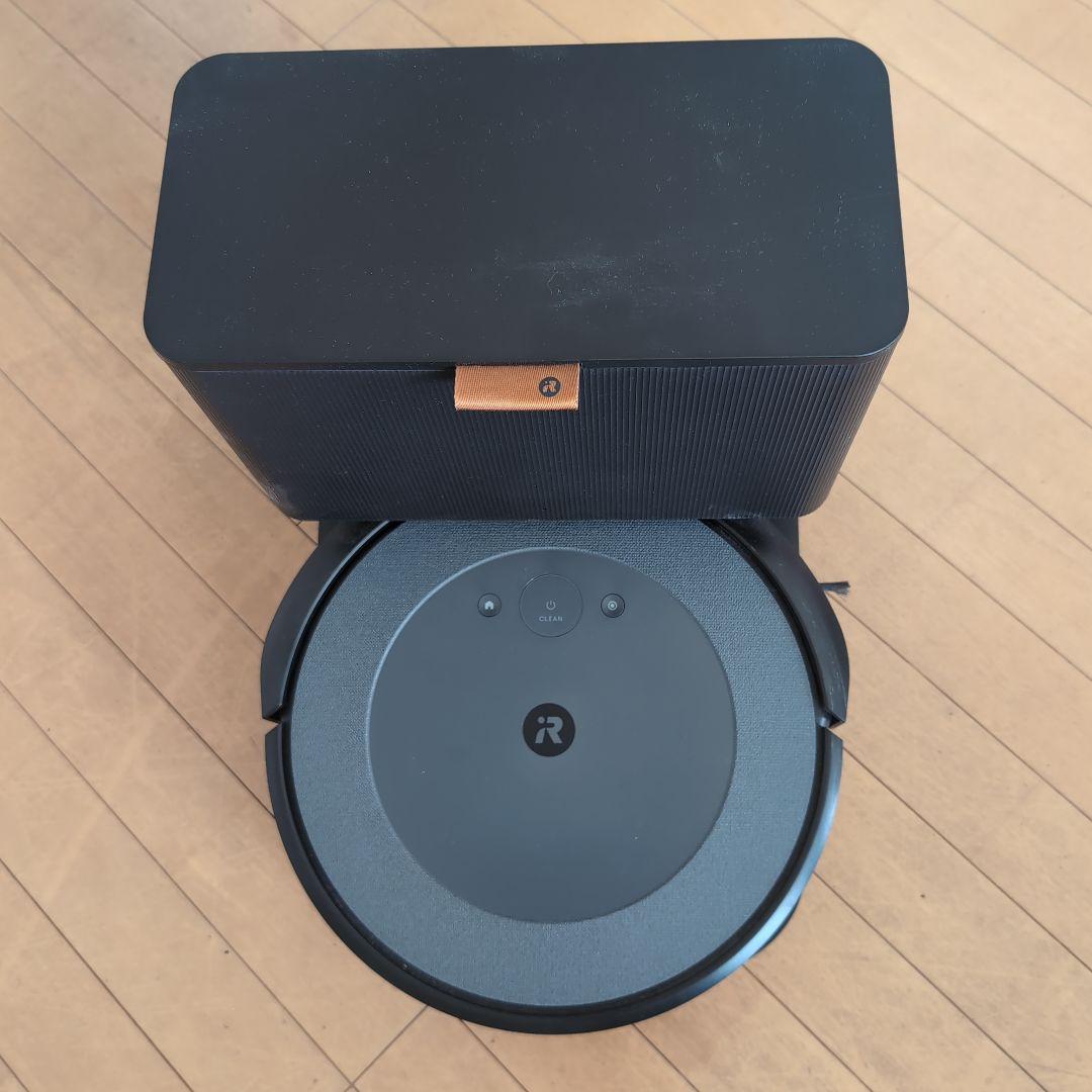ロボット掃除機　Roomba i5+