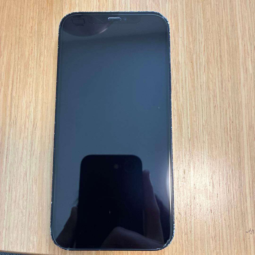 【割れなし】iPhone 12 ブラック 本体 128GB 保護フォルム付
