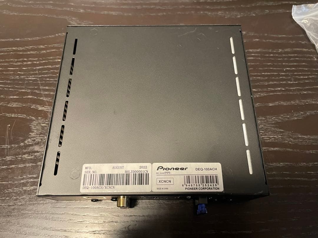 Pioneer DEQ-100ACH サウンドプロセッサー　DSP 4CH