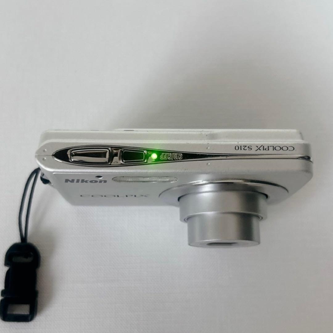 Nikon ニコン COOLPIX S210 デジタルカメラ シルバー 外箱付き