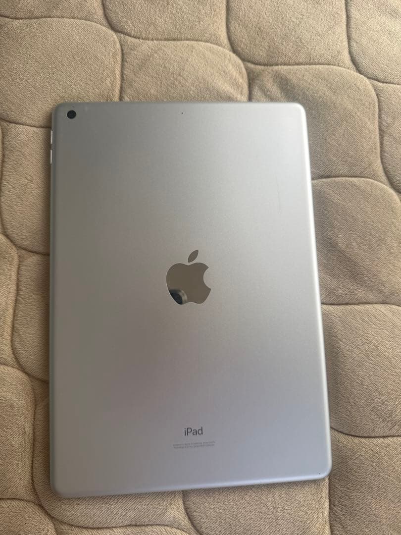 「コタロー」Apple iPad 第8世代　32ギガ　箱あり