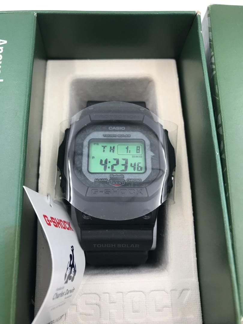 CASIO G-SHOCK GW-B5600CD-1A3JR箱色褪せ　新品未使用