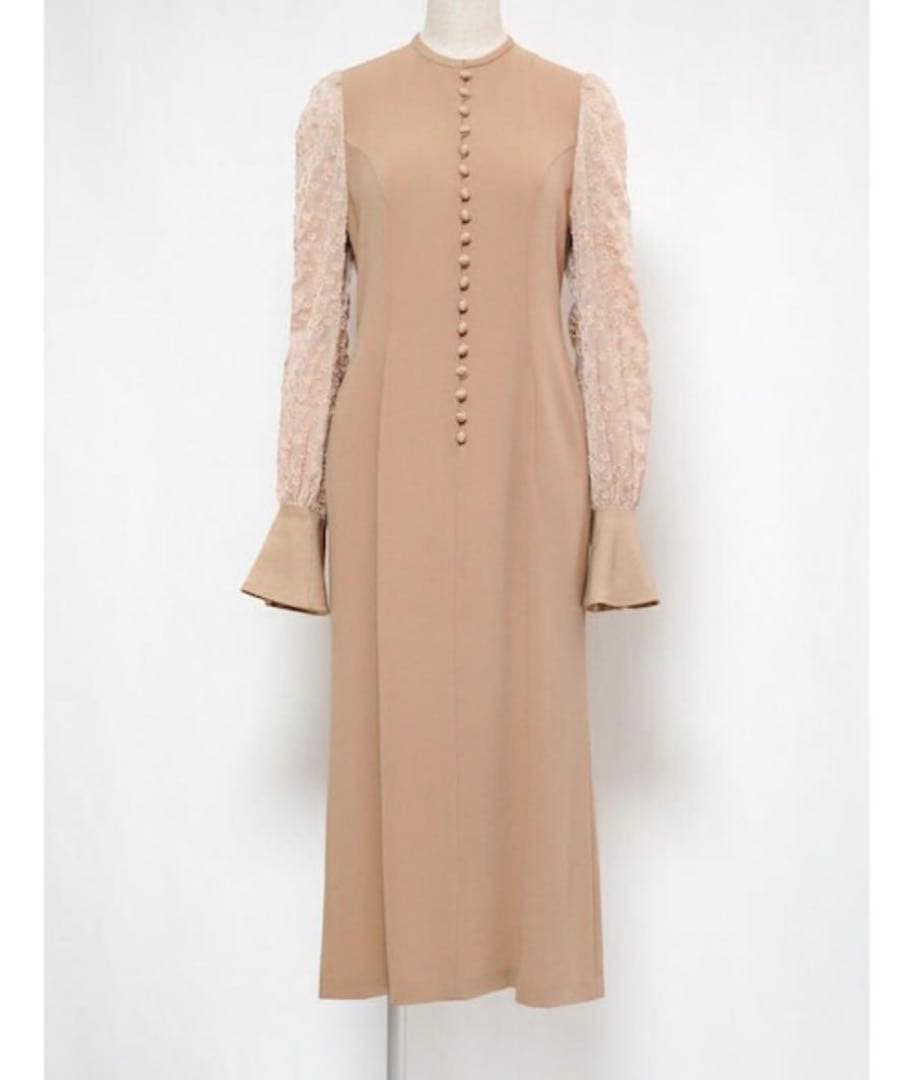 mame マメ　クロゴウチ　フラワープリントスリーブドレス