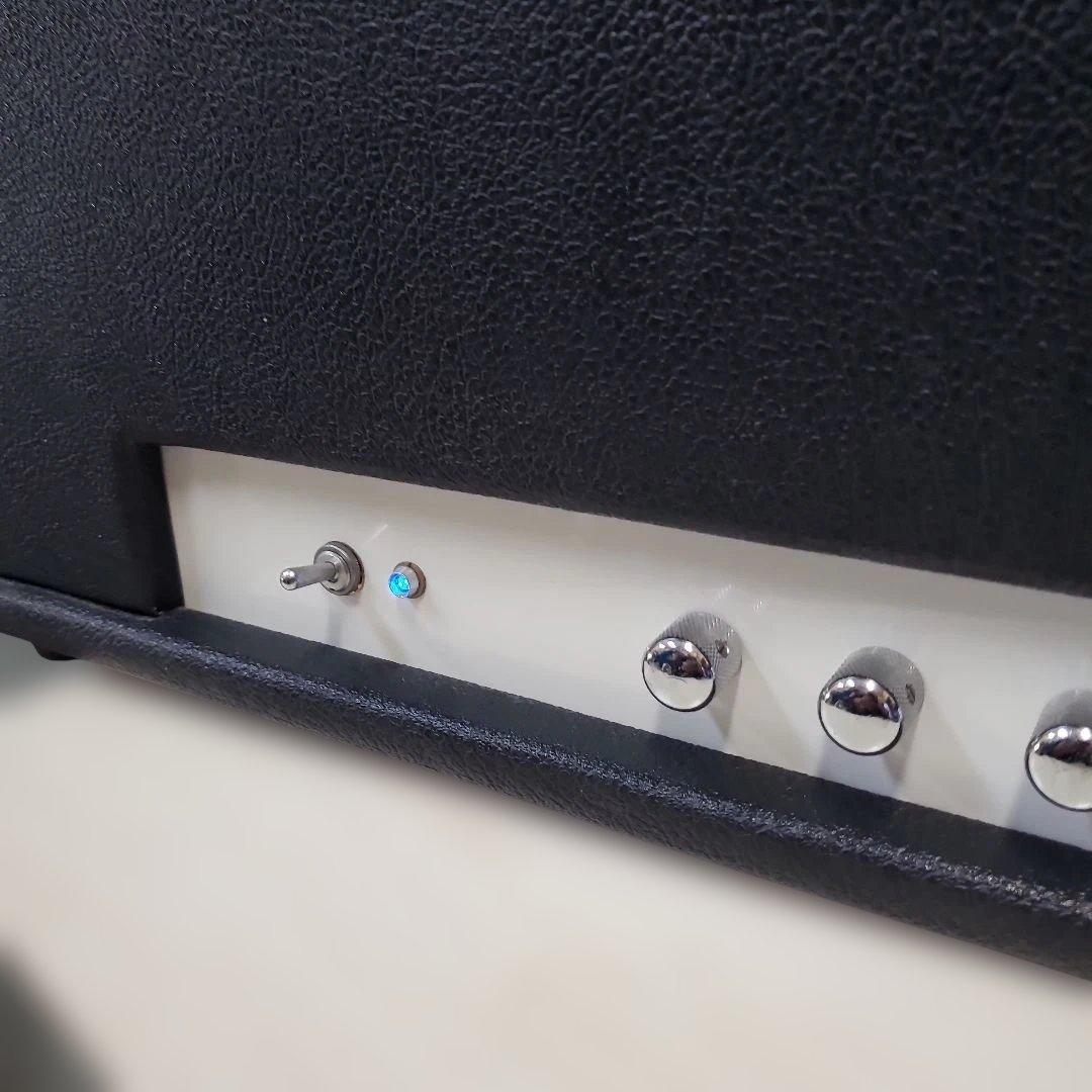 ビルド品 真空管 ギターアンプベッド