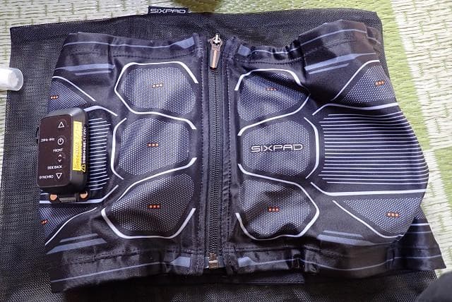 美品！　SIXPAD　シックスパッド　パワースーツコアベルト　サイズM