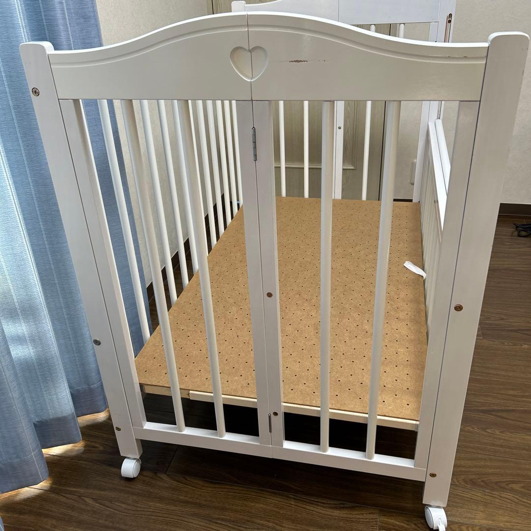 ベビーベッド チェリッシュ　ホワイト　引き取り希望　配送相談