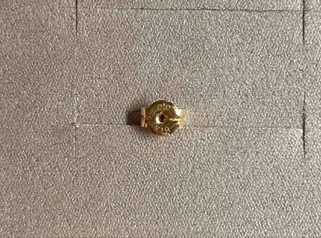 ete レタード　ダイヤモンド　イニシャル　ピアス