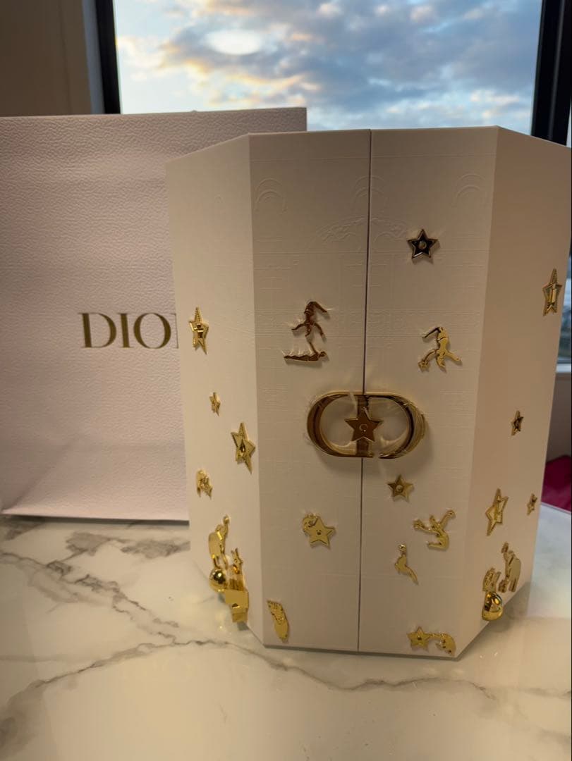 【新品•未使用】Dior2025 クリスマスコフレ アドべントカレンダー