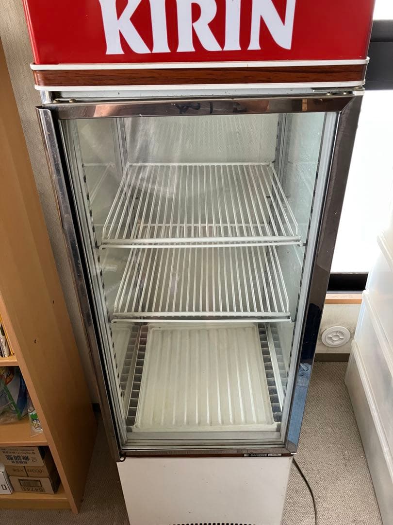 SANDEN AGV-18DE 冷蔵ショーケース ホワイト112L