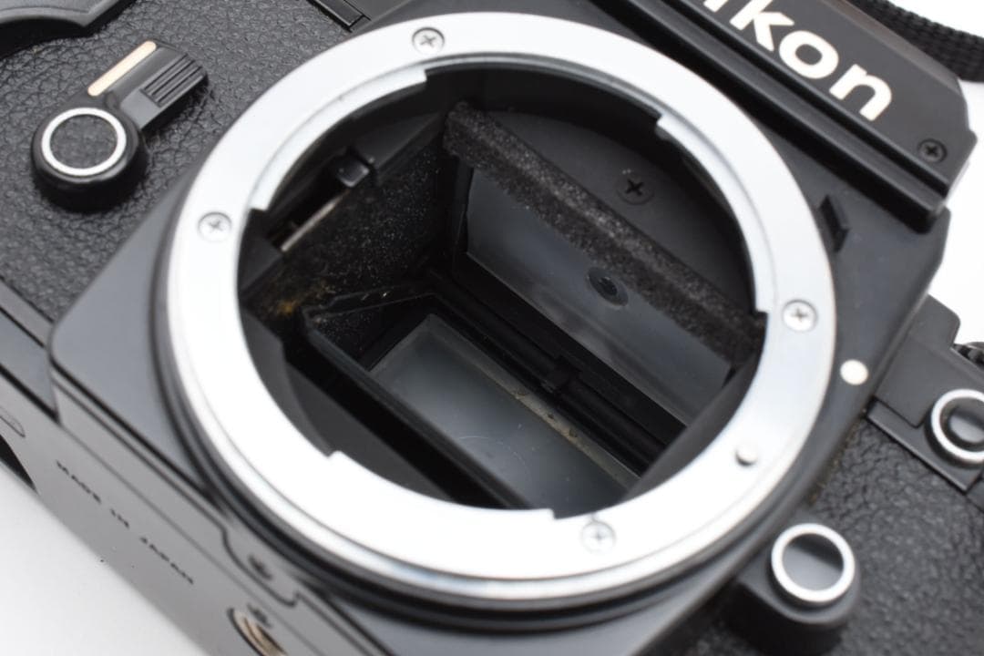 ★各部モルト張り替え済・美品★ ニコン Nikon FG ボディ #18910